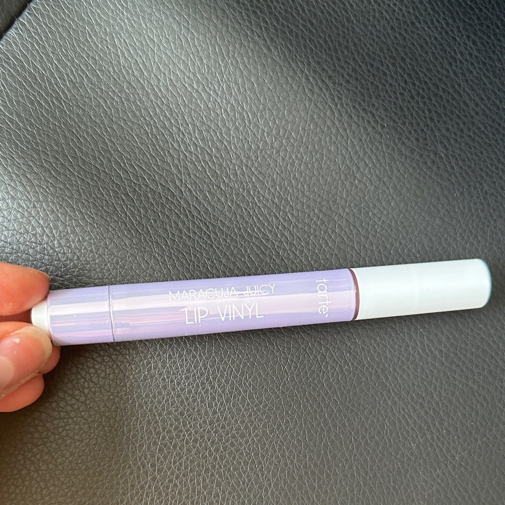 Tarte Maracuja Juicy Lip Vinyl Lip Gloss in Rosy Brown - Picture 3 of 3